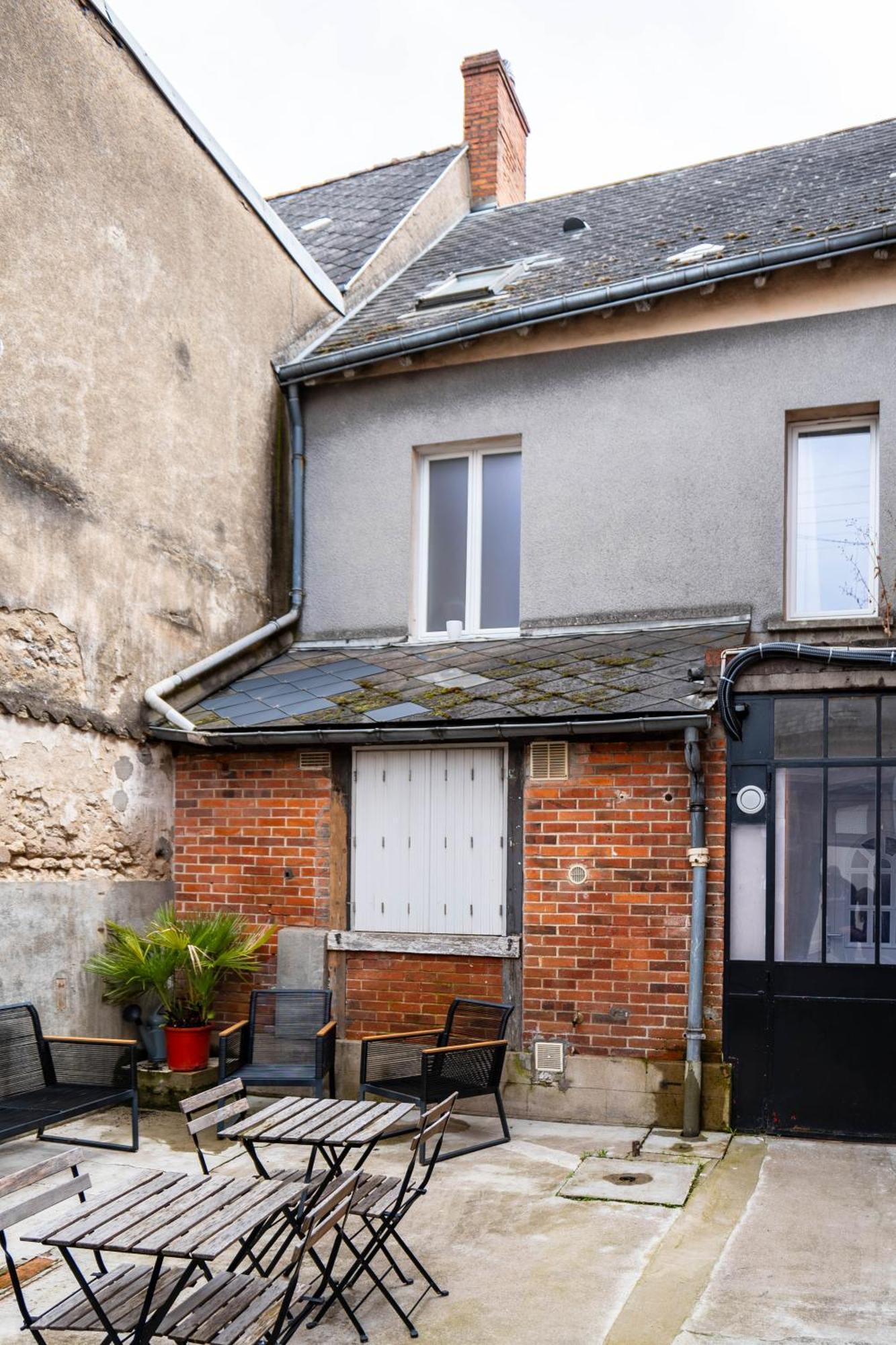 Studio Cosy Rdc, Calme Avec Cour Exterieure Saran Eksteriør billede